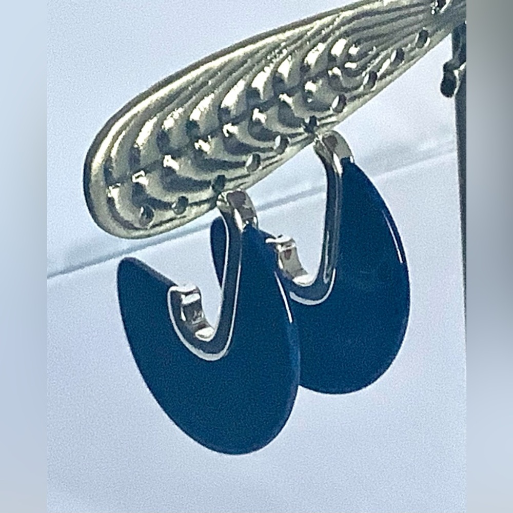 Nice attractive blue earrings